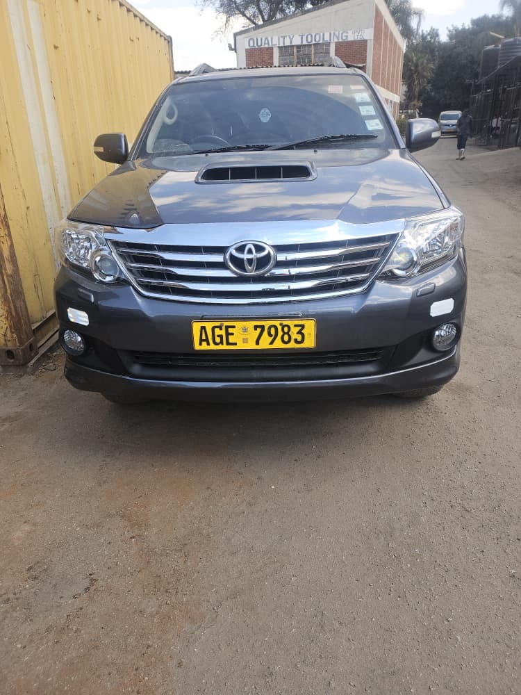 Spray Painting repair by Dentmasters